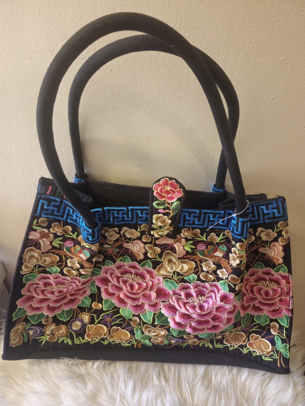 Embroidered Floral Tote Handbag in Black and Pink